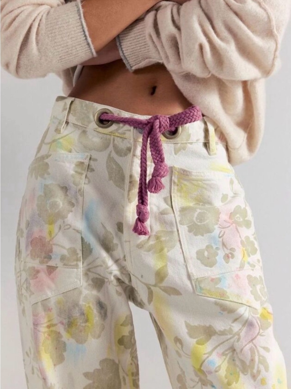 Free People Moxi Printed Barrel Jeans Flocked in Ivory Floral Combo NWOT SZ 29